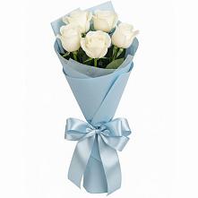 Букет 5 Белых роз Проуд в Яшкуле