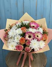 Букет цветов из:  Розы, Герберы и Хризантемы в Яшкуле