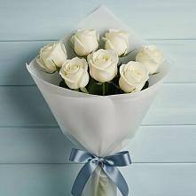 Букет 7 Белых роз Эдлесс Лав в Яшкуле