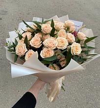 Букет Кремовые розы Латте в Яшкуле
