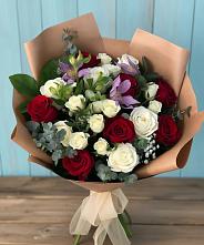 Букет цветов из:  Розы и Альстромерии в Яшкуле
