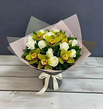 Букет цветов из:  Орхидеи и Розы в Яшкуле