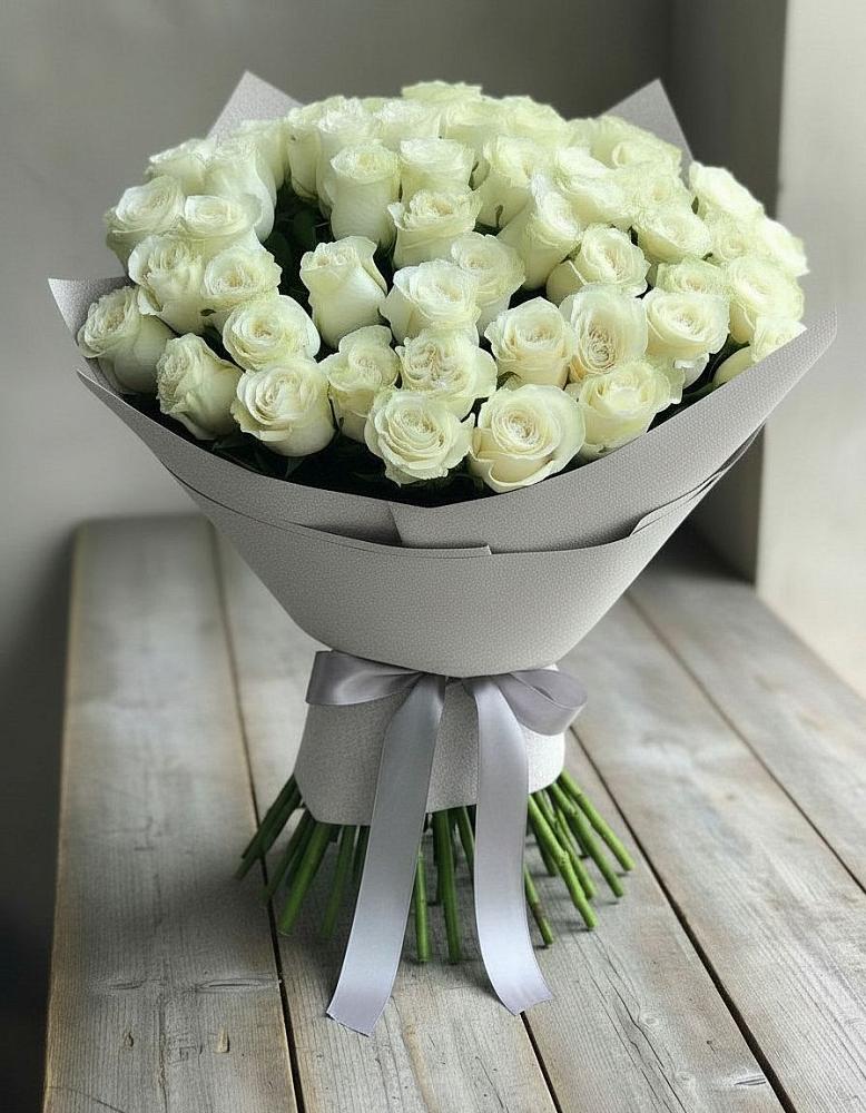 Букет 35 Белых роз в Яшкуле