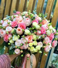 Букет цветов из:  Розы #REPLACE_PRED# Яшкуле