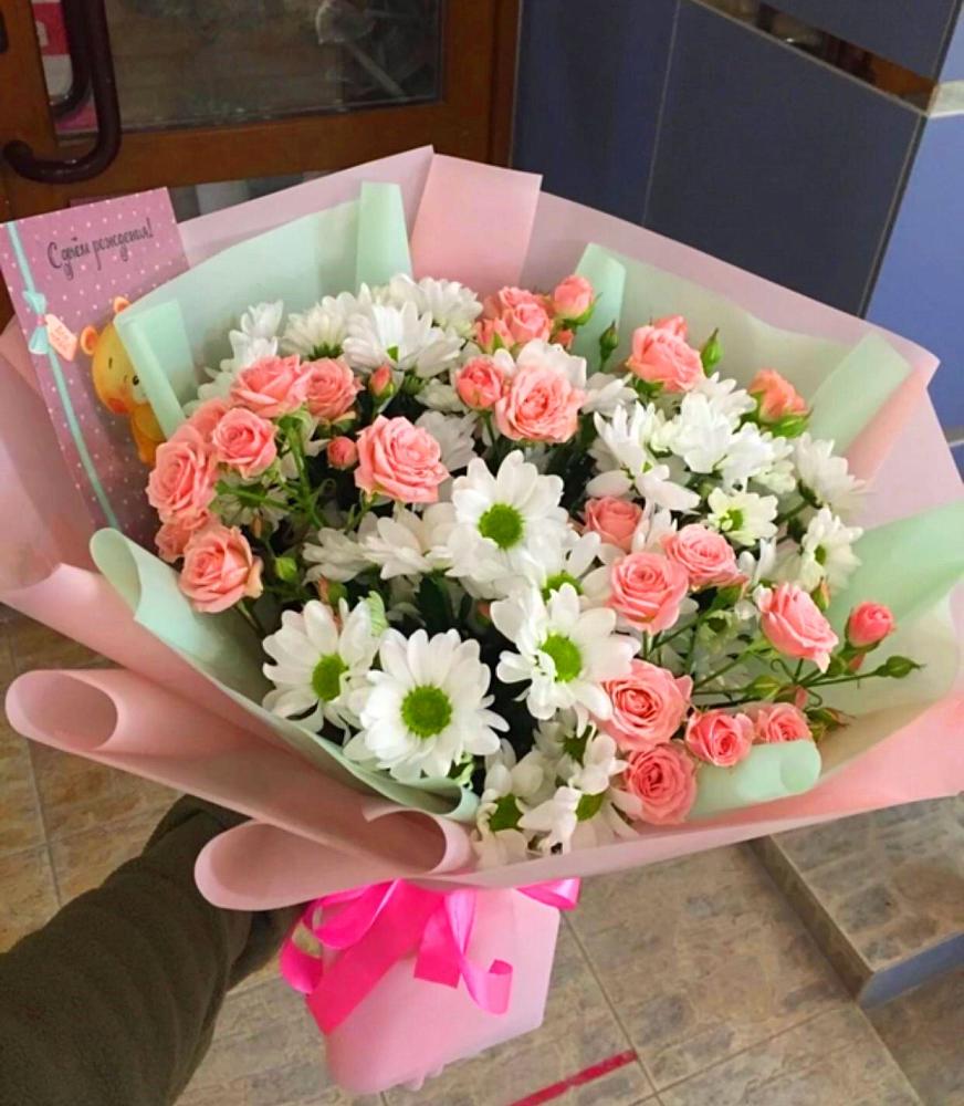 Букет цветов из: Розы и Хризантемы в Яшкуле