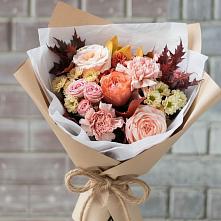 Букет цветов из:  Гвоздики, Хризантемы и Розы в Яшкуле