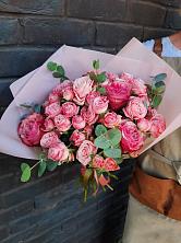 Букет розы в пальмах в Яшкуле Букет цветов из: Розы в Яшкуле