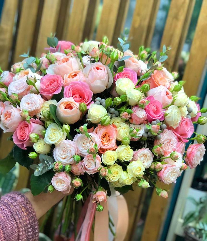 Букет цветов из: Розы в Яшкуле