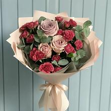 Букет цветов из:  Гвоздики и Розы в Яшкуле