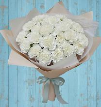 Букет цветов из:  Гвоздики #REPLACE_PRED# Яшкуле