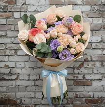 Букет цветов из:  Розы, Лизиантусы и Гвоздики #REPLACE_PRED# Яшкуле